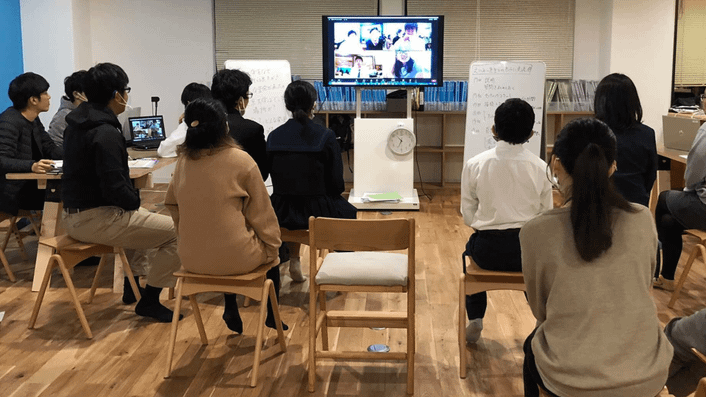 デフアカデミーのロールモデル講演会の様子